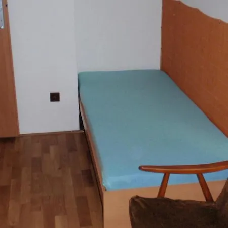 Na Orlíku S Bazénem A Finskou Saunou